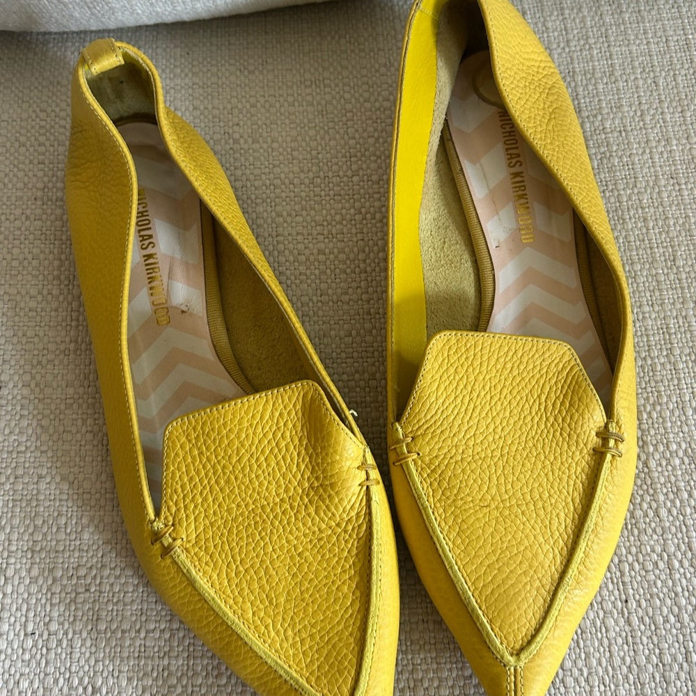 Nicholas Kirkwood Bright Yellow Flats size 10